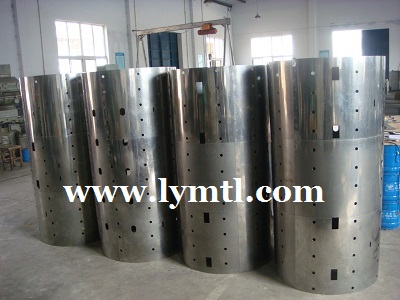 Molybdenum heat shield